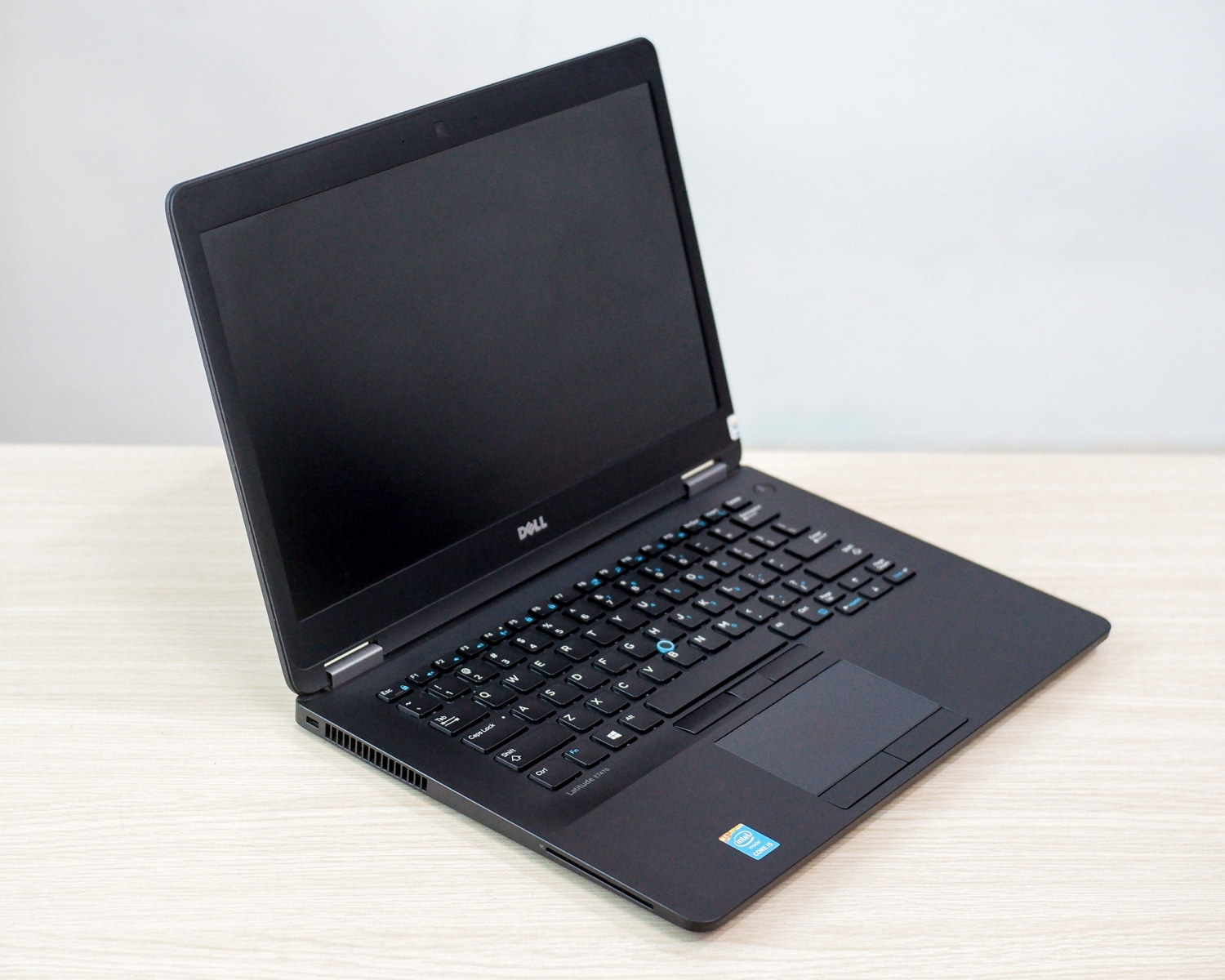 dell latitude 7470 mẫu laptop cũ giá rẻ đáng mua nhất hiện nay